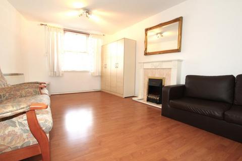 undefined, Chamberlayne Avenue, Wembley