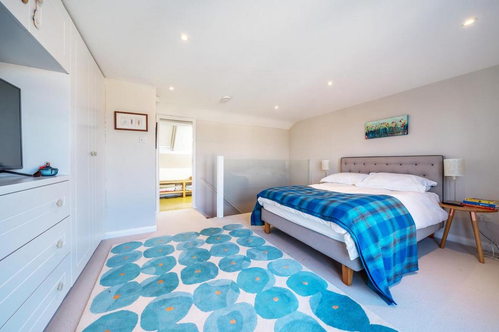 Alston Road, Tooting 3 bed terraced house for sale £800,000