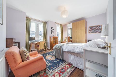 14 Alston Road, London, SW17 0TP