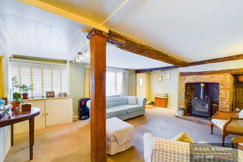 22 High Street, Robertsbridge, TN32 5AQ
