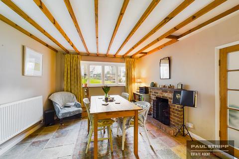 22 High Street, Robertsbridge, TN32 5AQ