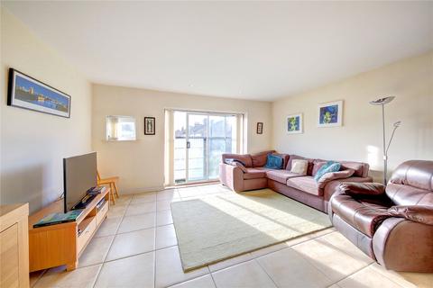 2 bedroom apartment to rent, Mill Pond Close, SW8