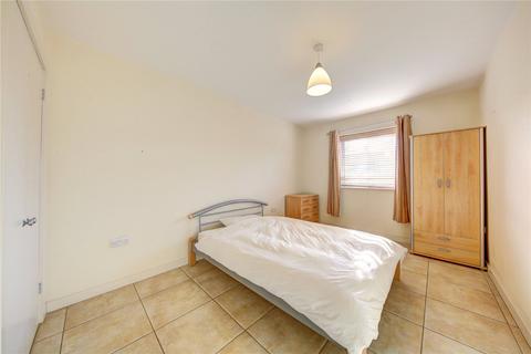 2 bedroom apartment to rent, Mill Pond Close, SW8