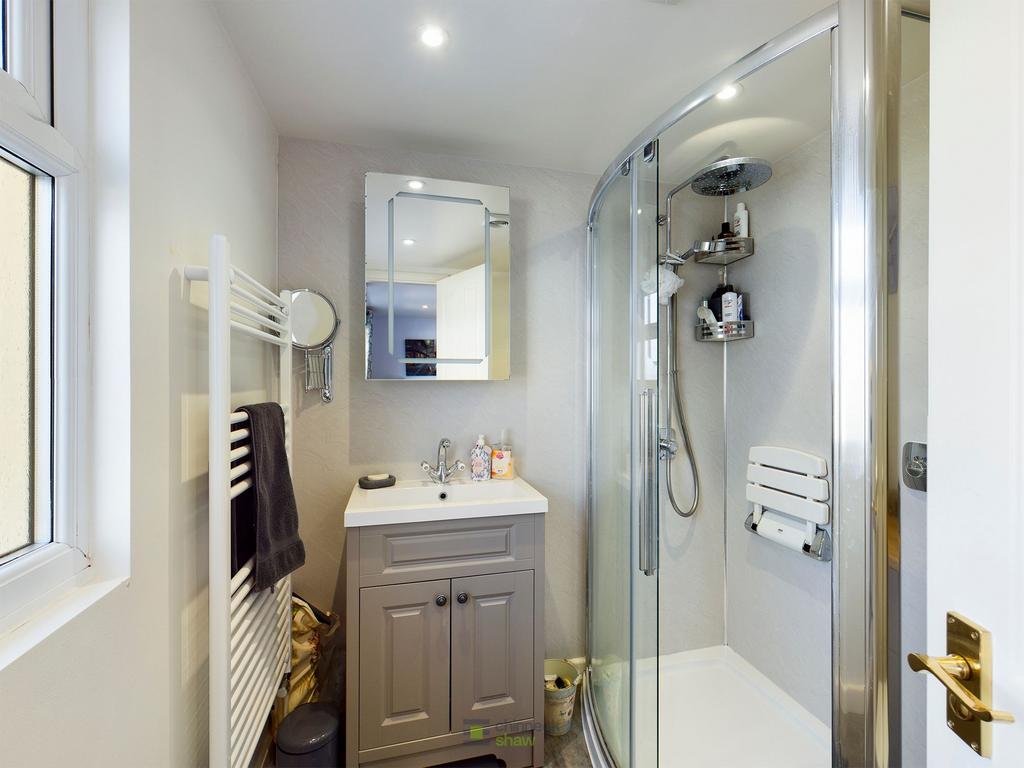 Ensuite