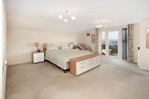 Kenley Cedar Close, Teignmouth, TQ14 8UZ