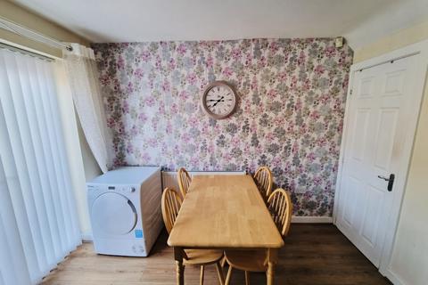 4c Arnhem Road, Liverpool, L36 7UQ