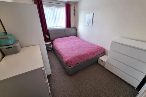 4c Arnhem Road, Liverpool, L36 7UQ