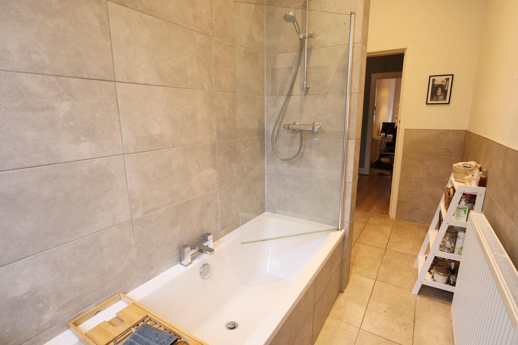 Bathroom (2)