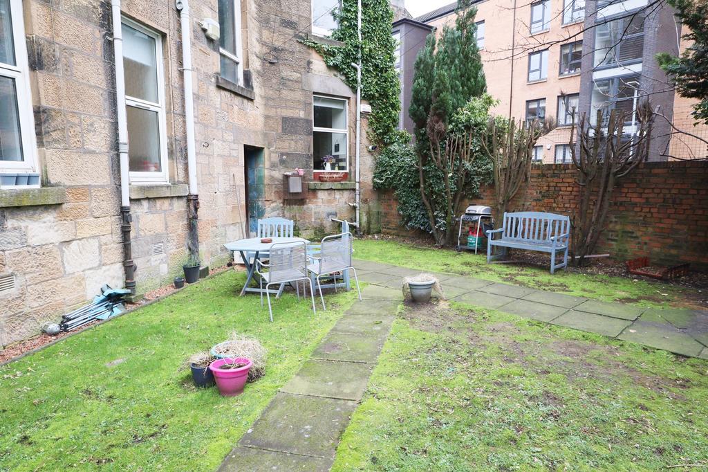 Rear garden (2)