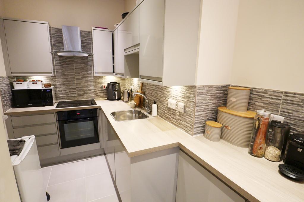Kitchen (1)
