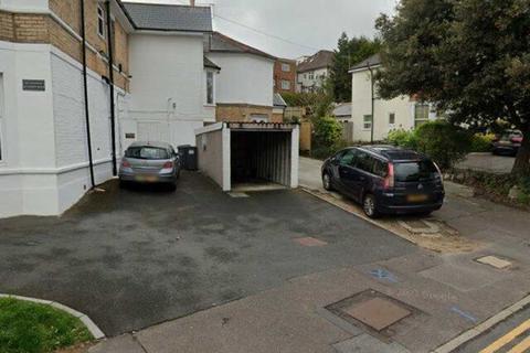Garage to rent, Surrey Road, Bournemouth BH4