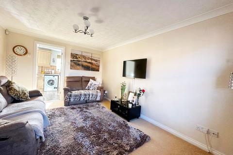23 Ravenoak Way, Chigwell, IG7 4EL
