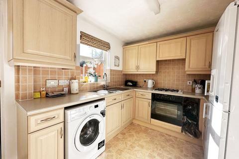 23 Ravenoak Way, Chigwell, IG7 4EL