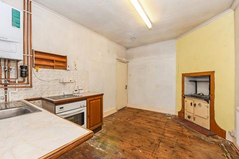 35 Haslemere Road, Liphook, GU30 7BB