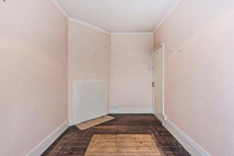 35 Haslemere Road, Liphook, GU30 7BB