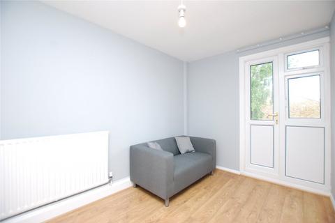 4 bedroom terraced house to rent, Park Barn Drive, Guildford, Surrey, GU2