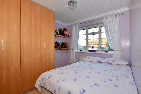 20 Church Close, Cliffe, Rochester, ME3 7UT