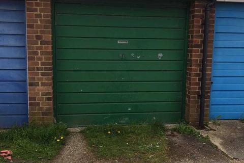 Garage to rent, Chesterfield Road, Goring-by-Sea BN12