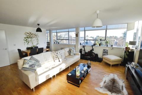 2 bedroom flat to rent, Newsom Place, St Albans, AL1