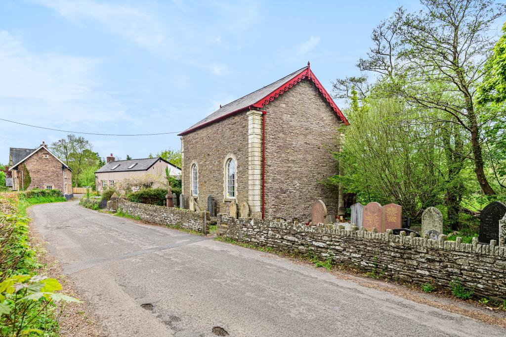 Pandy, Abergavenny, NP7 2 bed detached house for sale £100,000