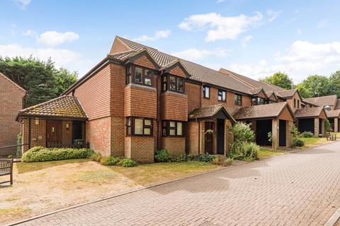 2 bedroom apartment for sale - Turneys Orchard, Chorleywood, Rickmansworth, Hertfordshire, WD3