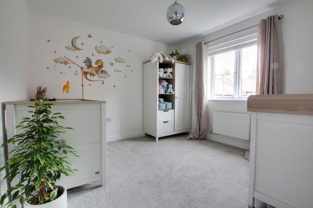 Bedroom 2 (Double)