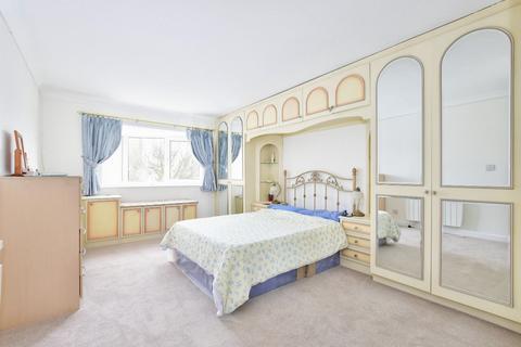 2 bedroom retirement property for sale, Cassio Road, Watford, Hertfordshire, WD18 0QS