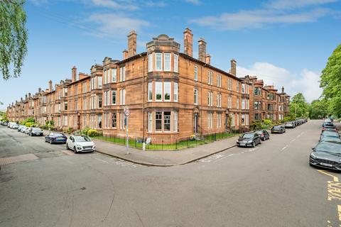 1/2, 14 Beaton Road, Glasgow, G41 4LA