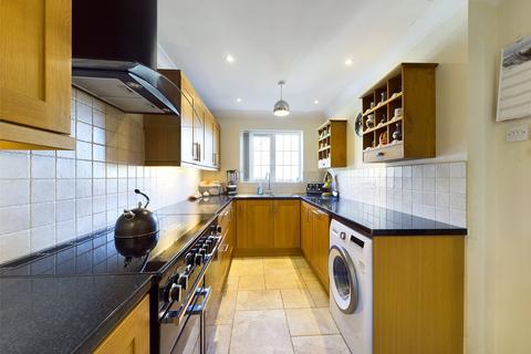 27 Padin Close, Chalford, Stroud, GL6 8FB