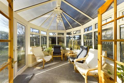 27 Padin Close, Chalford, Stroud, GL6 8FB