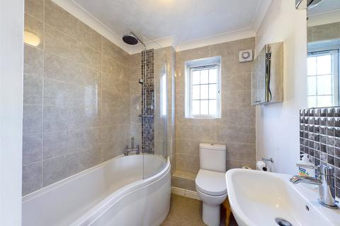 27 Padin Close, Chalford, Stroud, GL6 8FB