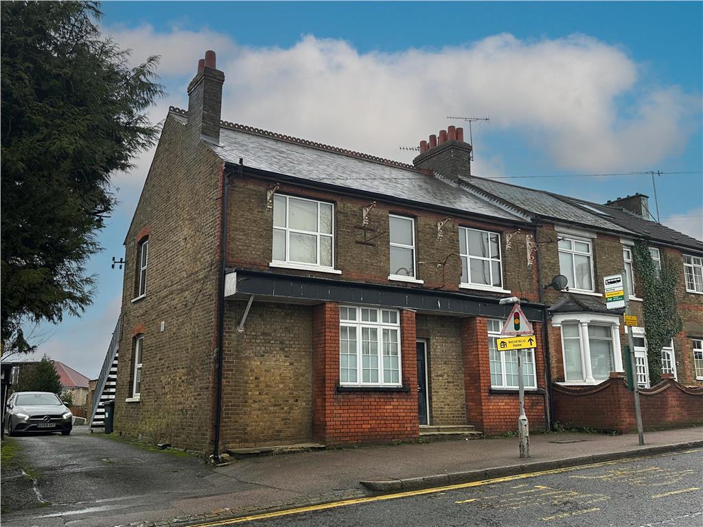 Sparrows Herne, Bushey, Hertfordshire, WD23 Office to rent £1,917 pcm