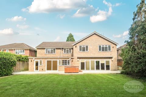 6 bedroom detached house to rent, Pine Walk, Cobham, Surrey, KT11