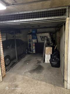 Garage to rent, Thomas More Street, London E1W