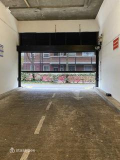 Garage to rent, Thomas More Street, London E1W