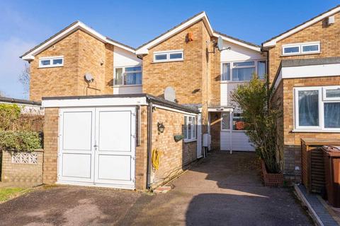 4 bedroom terraced house for sale, Chiltern Avenue, Bushey