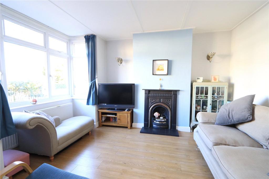Lakes Lane, Newport Pagnell... 4 bed semidetached house £500,000