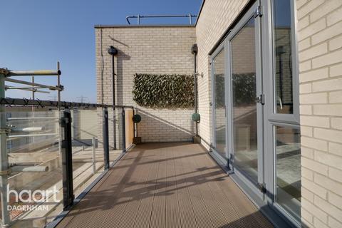 3 bedroom apartment for sale - Handley Page, Barking