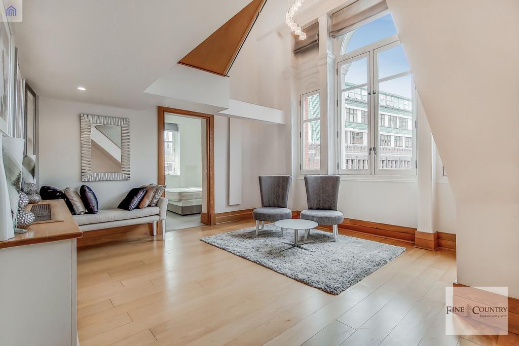 Flat 41 ,Sugar House, 99 Leman Street