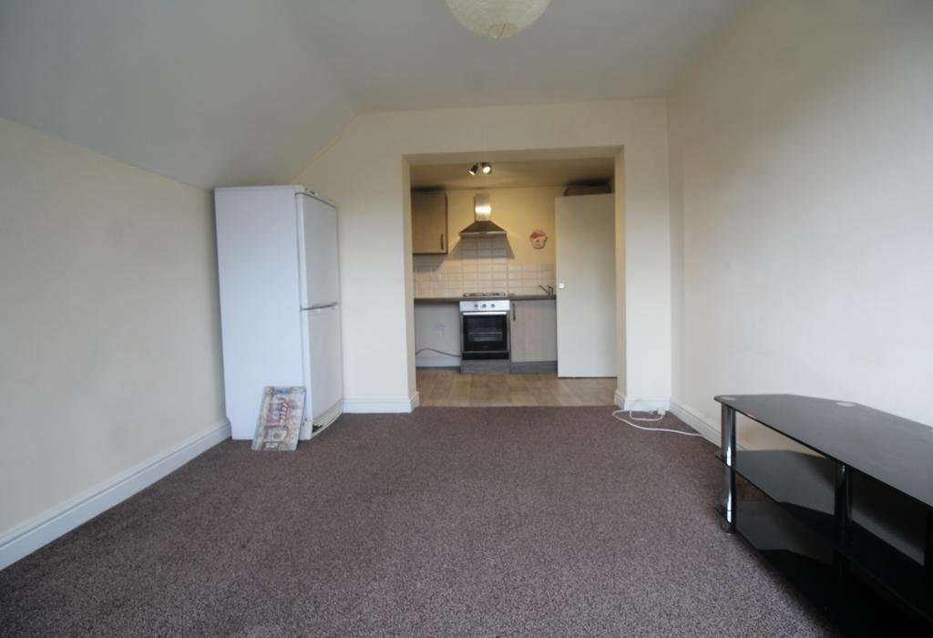 The Green, Coalville, Leicestershire 2 bed apartment to rent £685 pcm