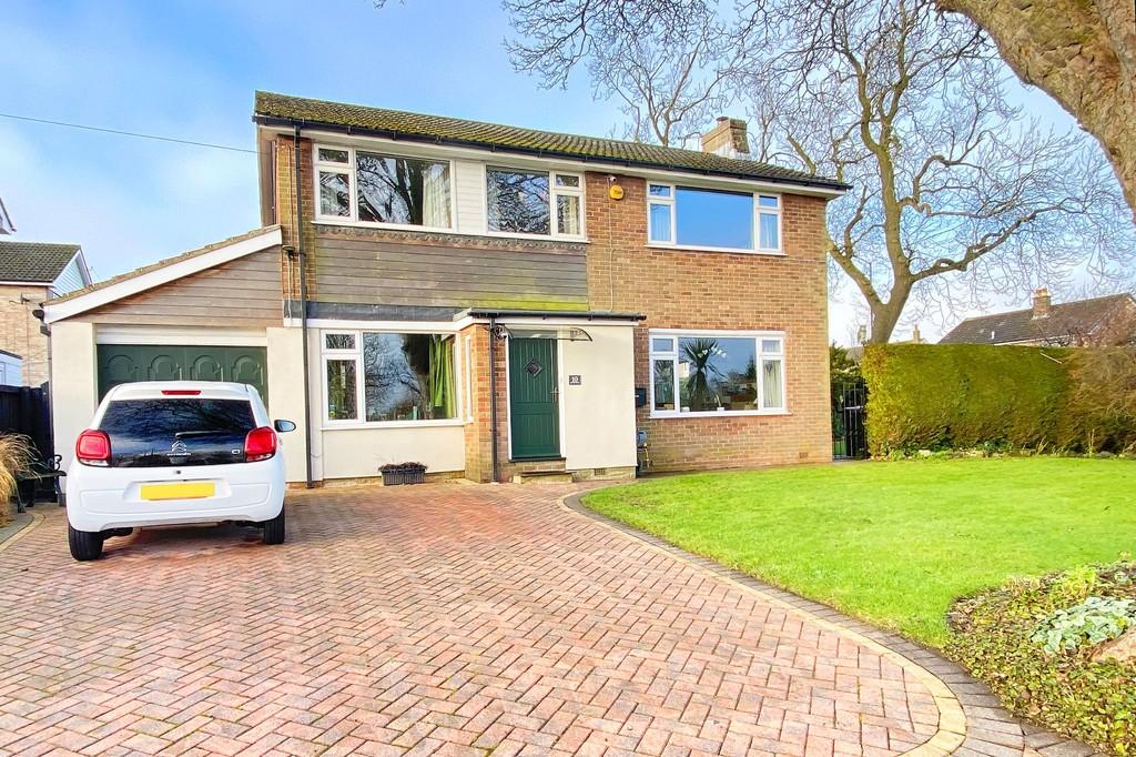 Yew Tree Lane, Harrogate 4 bed detached house for sale £615,000