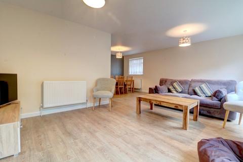25 Manor Road, Sutton Coldfield, B73 6EE