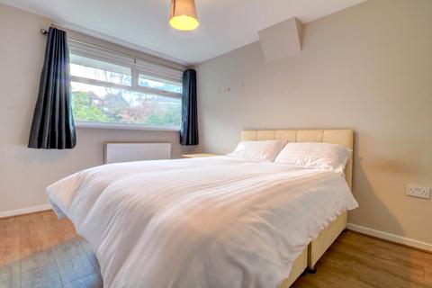 25 Manor Road, Sutton Coldfield, B73 6EE