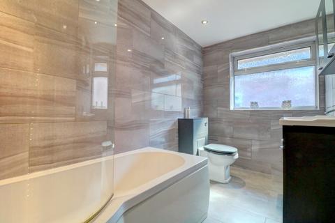 25 Manor Road, Sutton Coldfield, B73 6EE