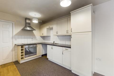 2 bedroom flat to rent, Junction House, Doncaster Road