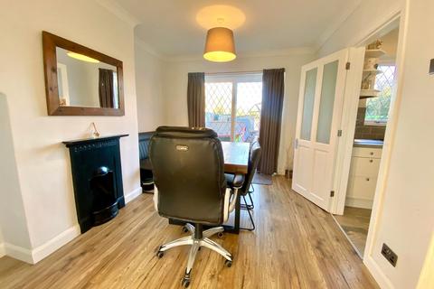 168 Stroud Road, Shirley, Solihull, B90 2LA