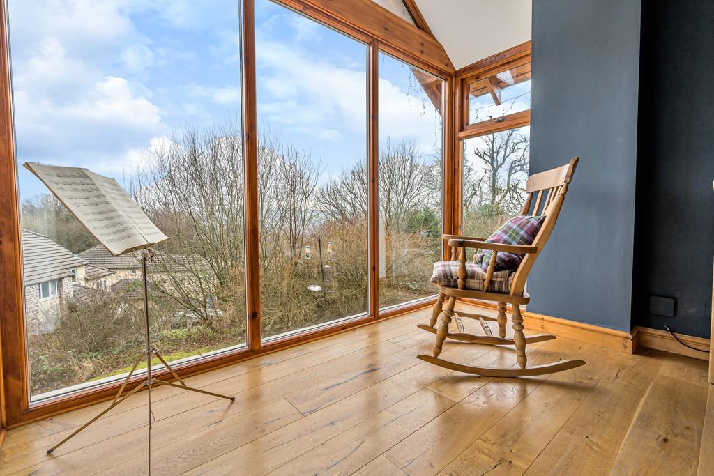 Deep Bay to living room fine views