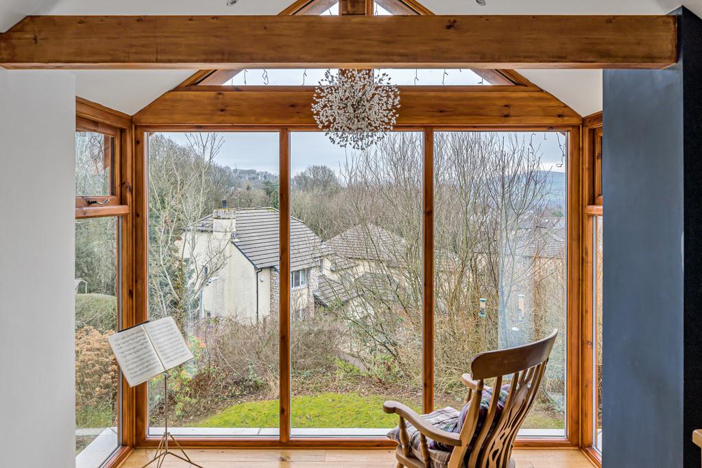Deep Bay to living room fine views