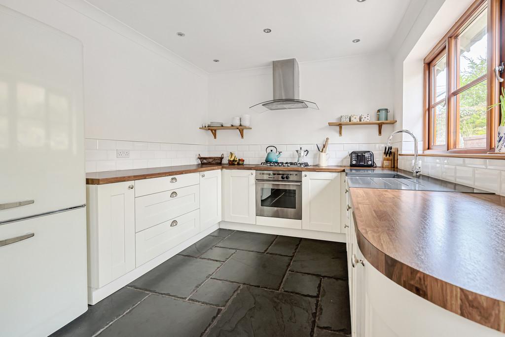 Fitted Kitchen