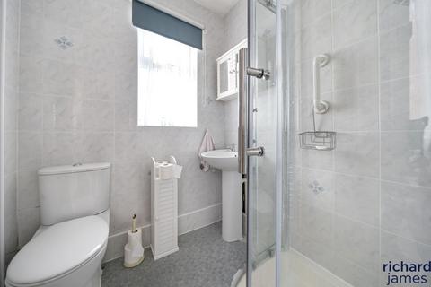 18 Masefield, Royal Wootton Bassett, Swindon, SN4 8JS